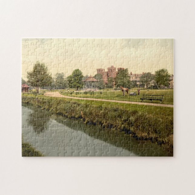 Vivary Park, Taunton, Somerset, England Puzzle (Horizontal)