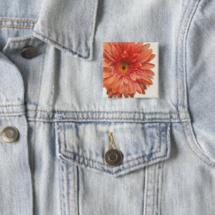 Vivid Daisy Button