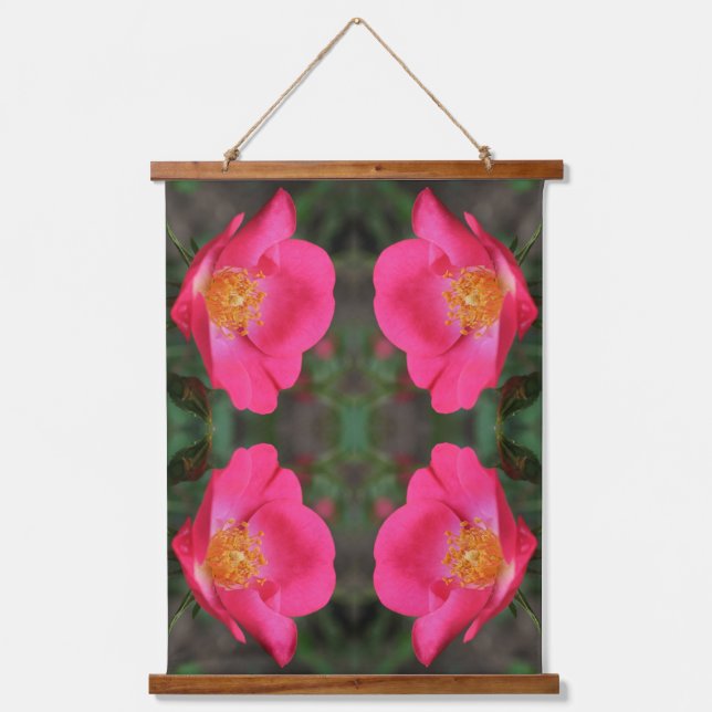 Vivid Pink Rose Petals Mirror Abstrakt florale Kun Wandteppich Mit Holzrahmen (Vorderseite)