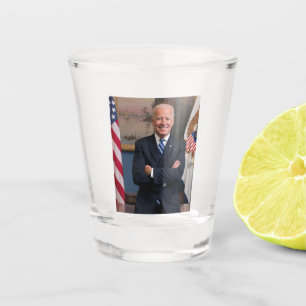 Vizepräsident Joe Biden während der Präsidentschaf Schnapsglas