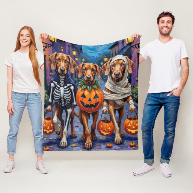 Vizsla Dogs Trick-or-Treating in Halloween-Kostüm Fleecedecke (Beispiel)