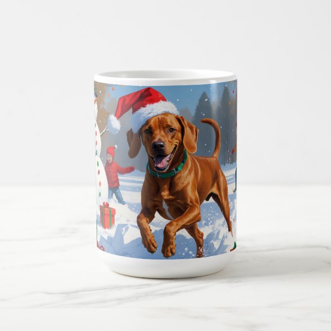 Vizsla läuft in Snow mit Weihnachtshut Kaffeetasse (Mittel)