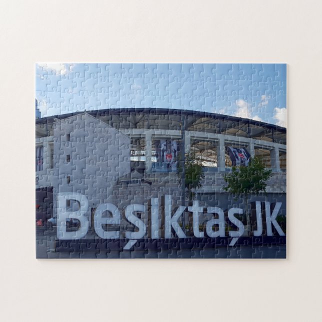 Vodafone Arena, Zuhause Stadion bis Besiktas Puzzle (Horizontal)