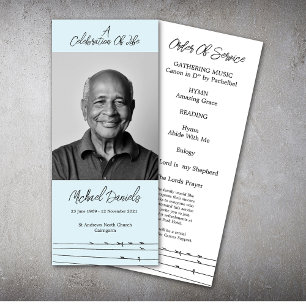 Vögel auf einer Wire-Feier der Lebensfotokarte Einladung