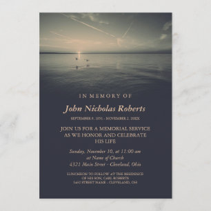 Vögel durch Holzkohlen-Gedenkveranstaltung des Einladung