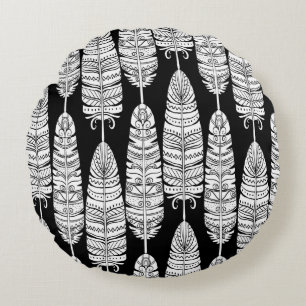 Vögel federn boho nahtlose Muster in schwarz und s Rundes Kissen
