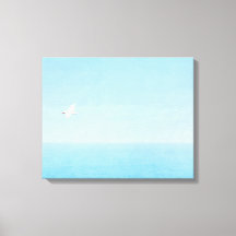 Vogel fliegen über den Ozean in Hawaii