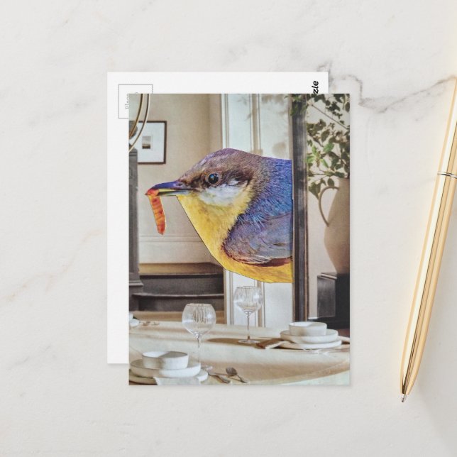 Vogel im Esszimmer surreale Collage-Kunst Postkarte (Vorderseite/Rückseite Beispiel)