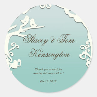 Vögel lieben ewig auf Pastellblau Runder Aufkleber