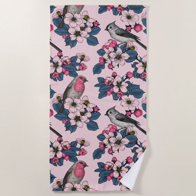 Vögel und Blüten auf rosa Strandtuch (Vorderseite)