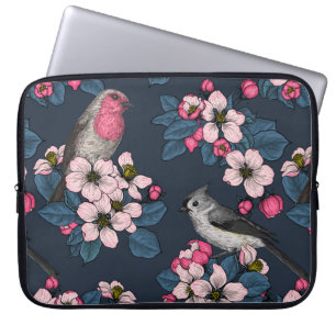 Vögel und Blüten Laptopschutzhülle