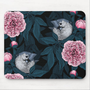 Vögel und rosa Pfingstrosenblüten mit Blättern Mousepad