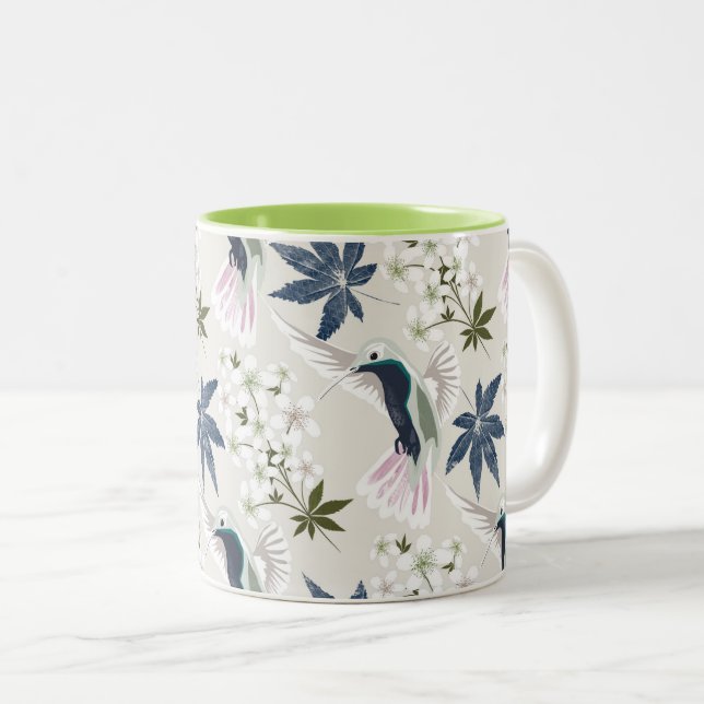 Vögel und weiße Blume. Zweifarbige Tasse (VorderseiteRechts)
