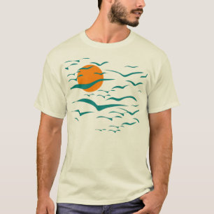 Vogelschwarm und Sonnenuntergang T-Shirt