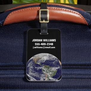 Voller Erde mit einem mächtigen Wintersturm. Gepäckanhänger