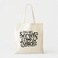 Voller Geheimnisse und Snacks Tote Bag