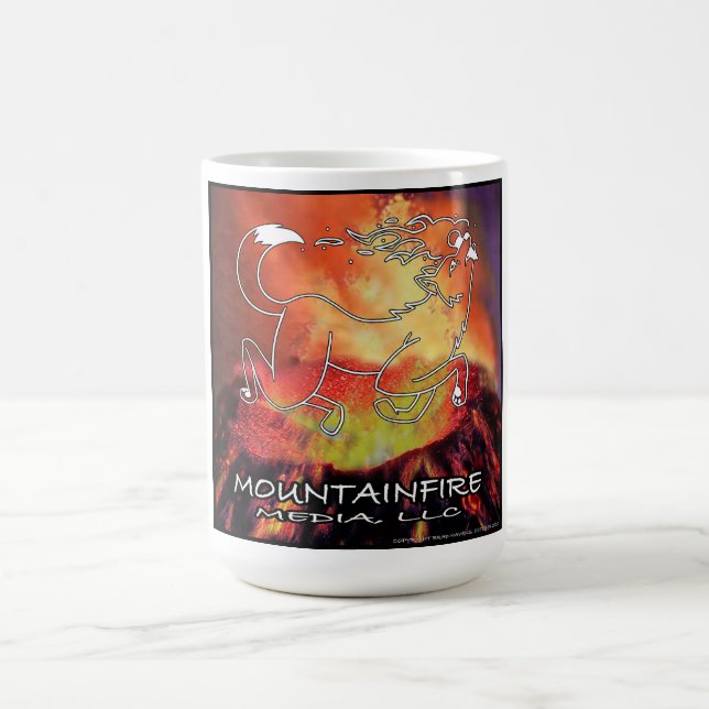 Vollfarbiges MountainFire-Mediendesign auf einem Kaffeetasse (Mittel)
