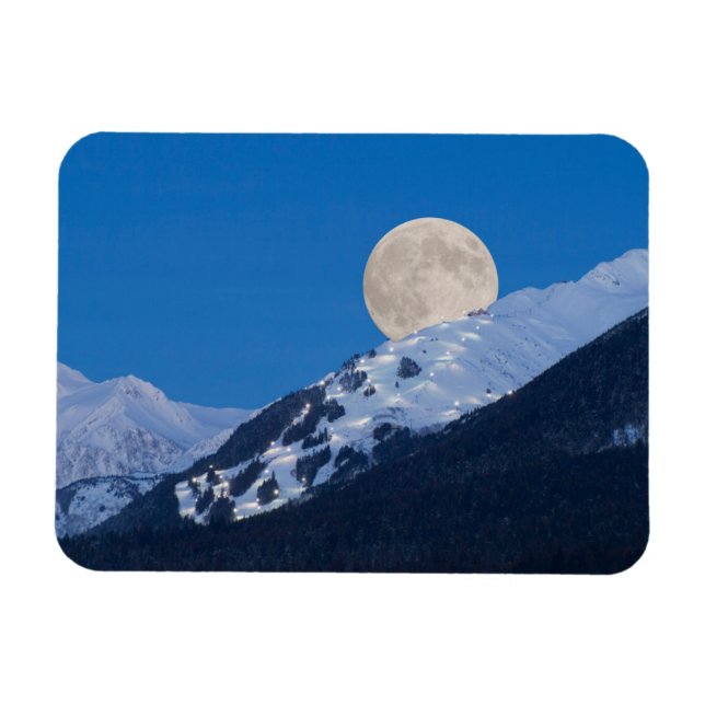 Vollmond über Alyeska Ski Resort, Alaska Magnet (Horizontal)