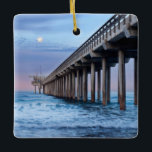 Vollmond über Pier, Kalifornien Keramikornament<br><div class="desc">USA,  Kalifornien,  La Jolla. Vollmond bei Morgengrauen über Scripps Pier,  La Jolla Shows| Ann Collins / DanitaDelimont.com</div>