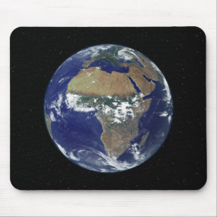 Vollständige Erde mit Afrika und Europa Mousepad