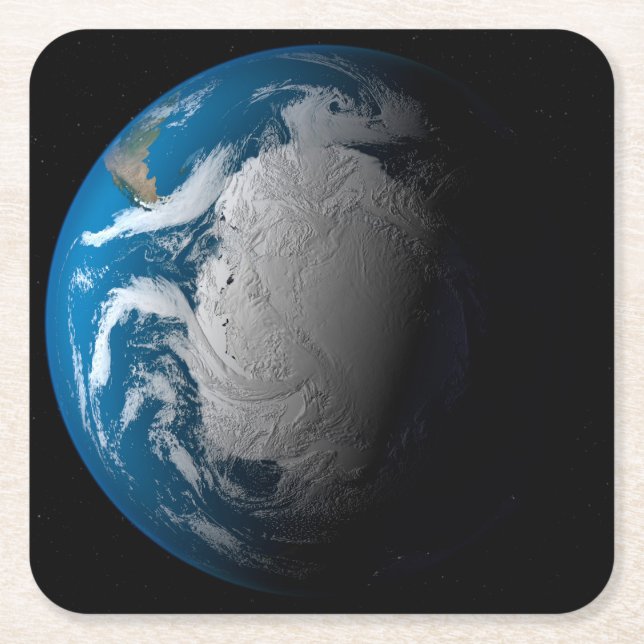 Vollständige Erde mit simulierten Wolken über der  Rechteckiger Pappuntersetzer (Vorderseite)