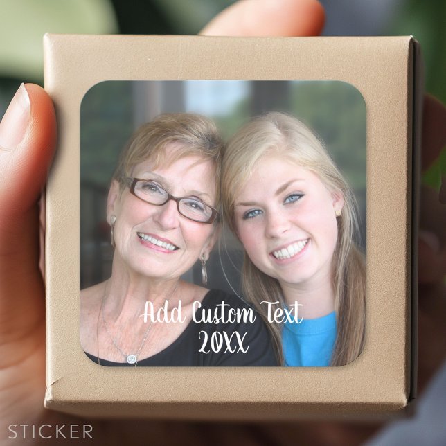 Vollständiges Foto-Layout mit modernem Skripttext Quadratischer Aufkleber (Custom Sticker - Personalize with your info for a party favor or gift)