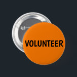 Volunteer ID Black und Orange Button<br><div class="desc">Lassen Sie Ihr Team von Freiwilligen sich in einer Menschenmenge hervorheben. Klicken Sie auf die Schaltfläche Anpassen, um eine andere Hintergrundfarbe auszuwählen, die dem Ereignis entspricht. Schriftart Stil und Farbe können auch angepasst werden! Erhältlich in quadratischen und runden Formen mit 5 runden Größen zur Auswahl, zwischen 1-1/4 Zoll bis zum...</div>