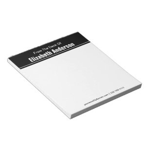 Vom Schreibtisch aus schwarz-weiß Notizblock