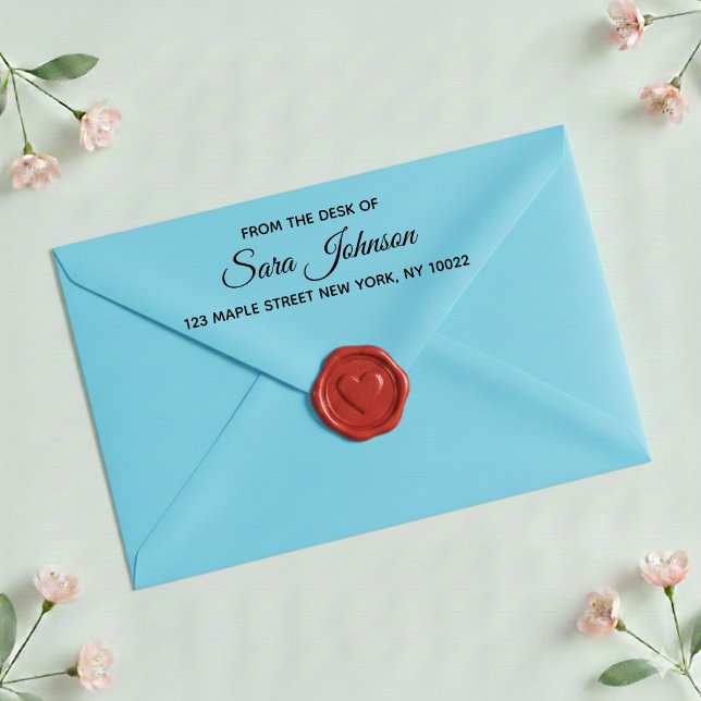 Vom Schreibtisch mit individuellem Adressstempel Permastempel (Von Creator hochgeladen)