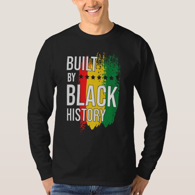 Von Black History Blackity Black gebaut T-Shirt (Vorderseite)