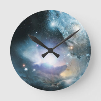Von der Asche der ersten Sterne Runde Wanduhr