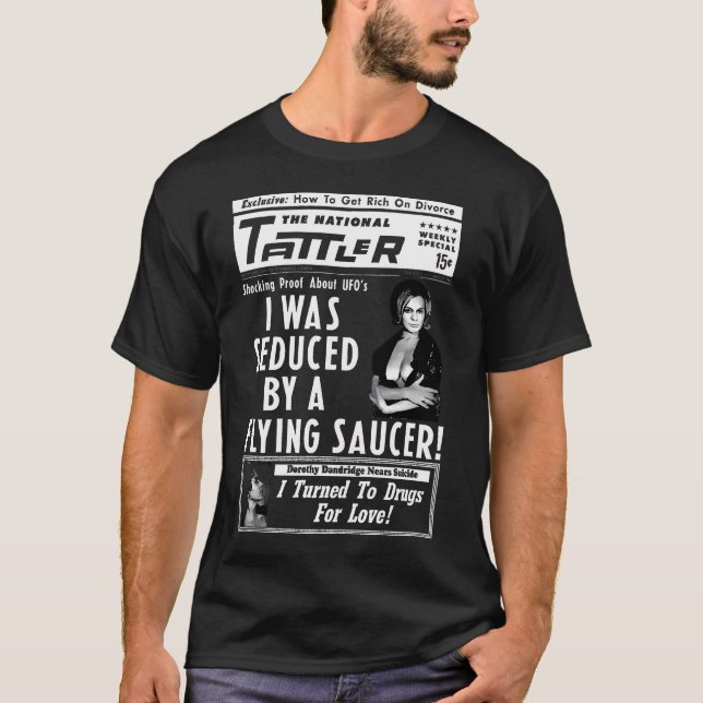 von einem Ufo verführt T-Shirt (Vorderseite)