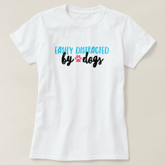Von Hunden T - Shirt abgelenkt (Design vorne)