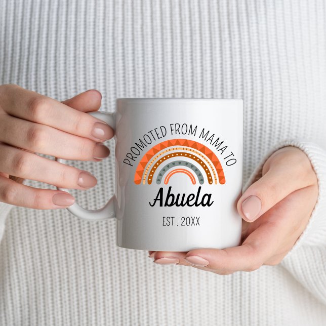 Von Mama nach Abuela nach Osttimor 2024 befördert  Kaffeetasse (Von Creator hochgeladen)