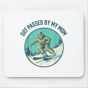 Von meiner Mutter am Winterhangtag beim Skifahren Mousepad