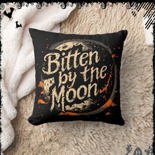 Von Mond gebissen ExDesigner Halloween Kissen