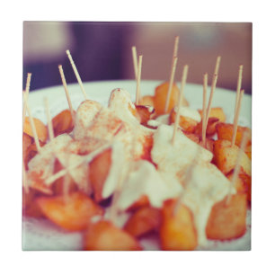 Von unserer Küche zu Ihrem - Patatas Bravas! Fliese
