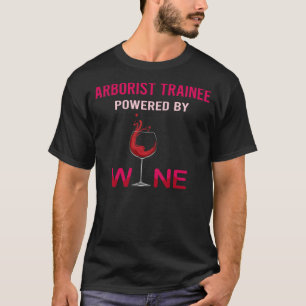 Von Wein-arabischen Auszubildenden angetrieben T-Shirt