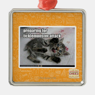 Vorbereiten für Ticklemonster Angriff Silbernes Ornament