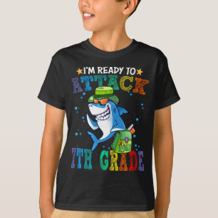 Vorbereitung auf den Angriff auf die 7. Klasse Hai T-Shirt