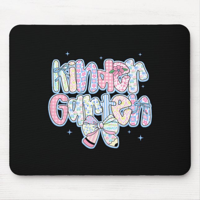 Vorbereitung auf die Schule Florale Kindergarten C Mousepad (Vorne)