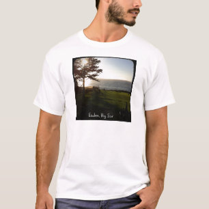 Vorderer Rasen bei Esalen, großes Sur T-Shirt