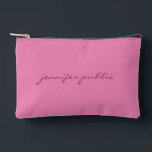 Vorlage für den benutzerdefinierten Kalligraphiena Zubehörtasche<br><div class="desc">Maßgeschneiderte moderne, einfache Vorlagenkalligrafie-Name oder Text-Upload Bilddruckaccessoires / Taschen & Wallets / Kosmetik & Toilettentaschen / Pink Solid Color Accessory Pouch.</div>