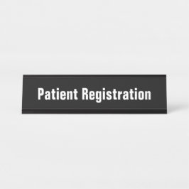 Vorlage für die Patientenregistrierung Schwarz-Wei Schreibtischnamensplakette