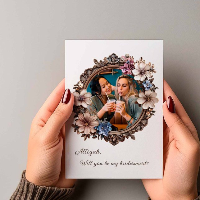 Vorschlag für ein viktorianisches Foto "Bridesmaid Einladung (Victorian Round Frame WYB Card)