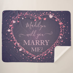 Vorschlag zur Heirat mit leuchtenden rosa Herzen Sherpadecke