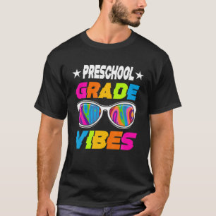 Vorschule zeigt Sonnenbrillen zurück zur Schule T-Shirt