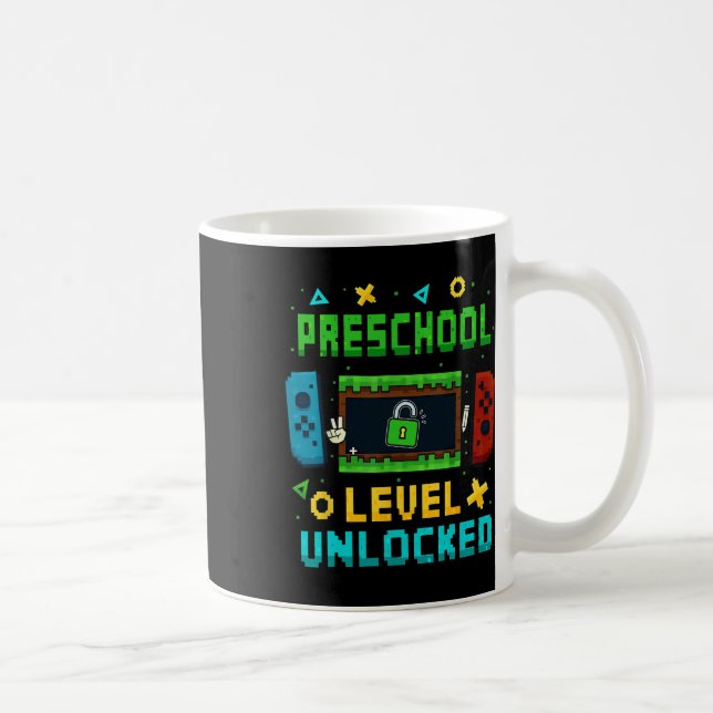 Vorschulstufe freigeschaltet Ck To School Pixel Ar Kaffeetasse (Rechts)