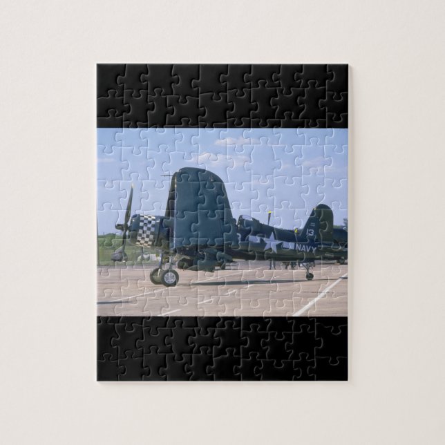 Vought F4U Seeräuber, gefaltete Wings_WWII Puzzle (Vertikal)