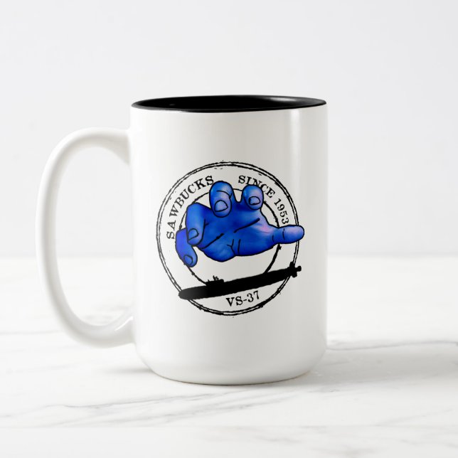 VS-37 SAWBUCKS SEIT 1953 ZWEIFARBIGE TASSE (Links)